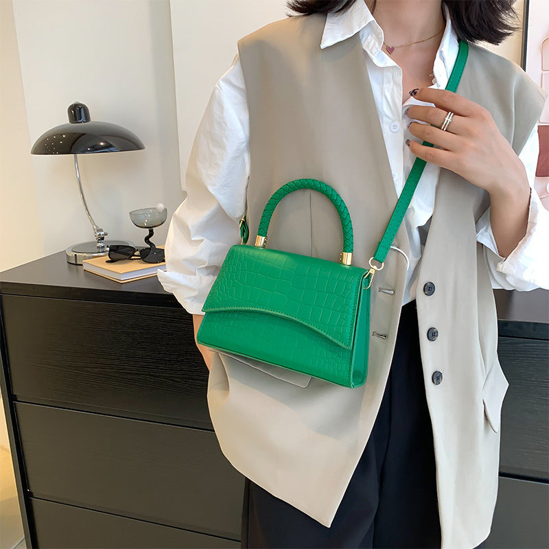Oradsan Crossbody Bag IU