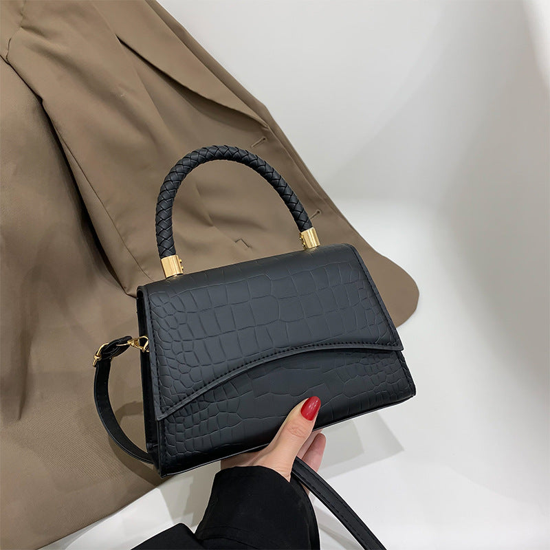 Oradsan Crossbody Bag IU